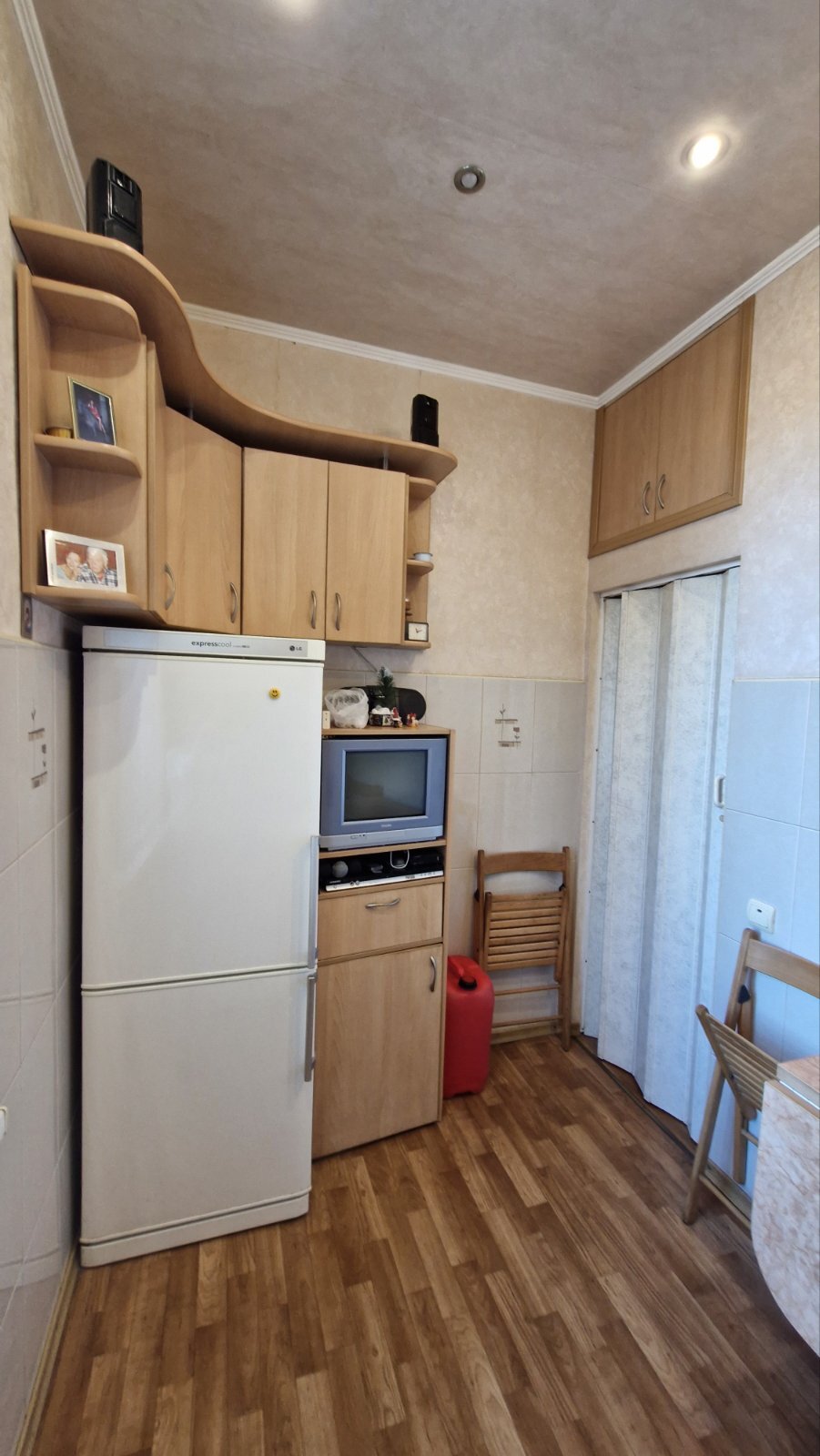 Продаж 2-кімнатної квартири 44 м², Шнеєрсона вул.