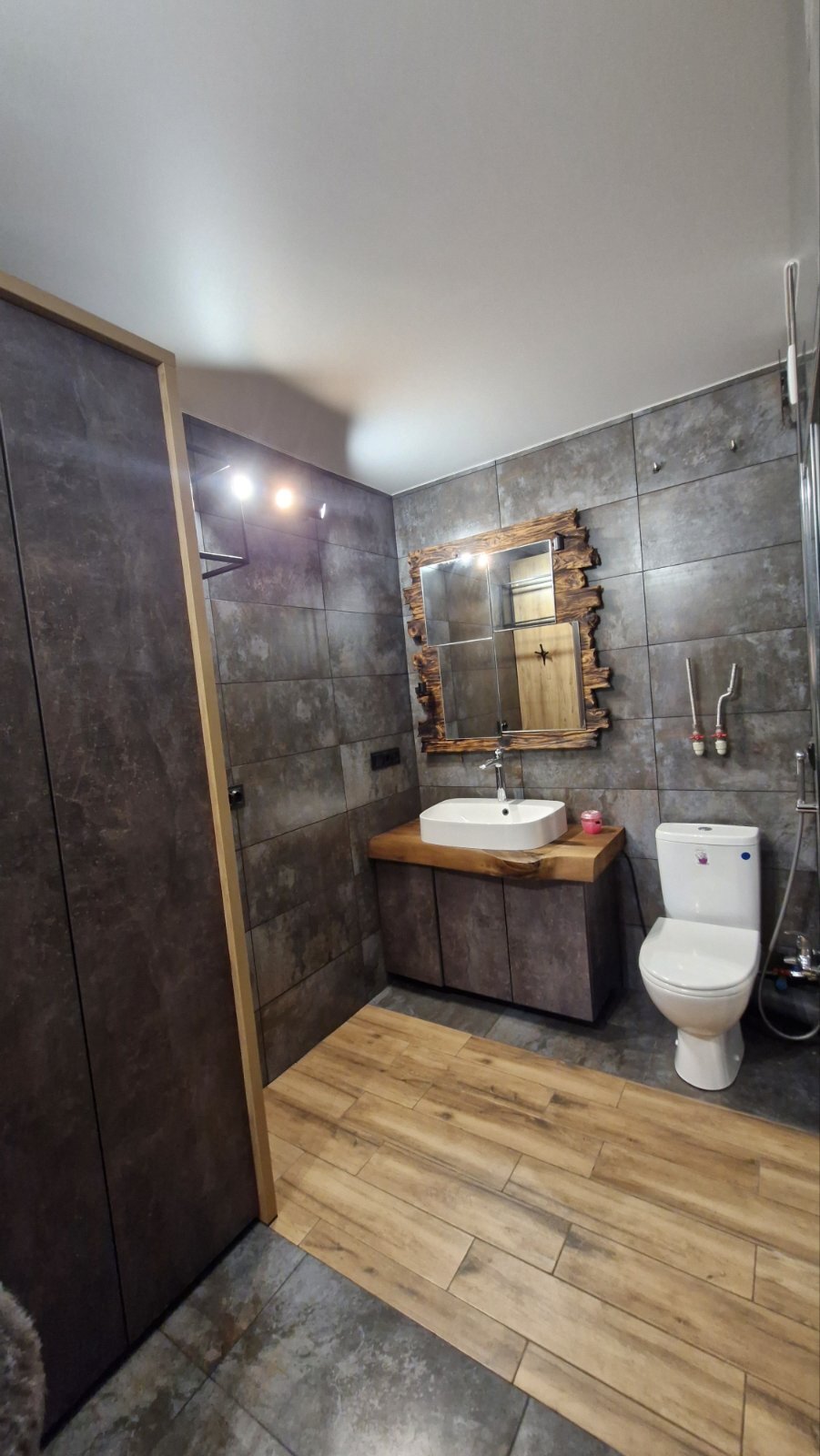 Продаж 2-кімнатної квартири 55 м², Чкалова вул.