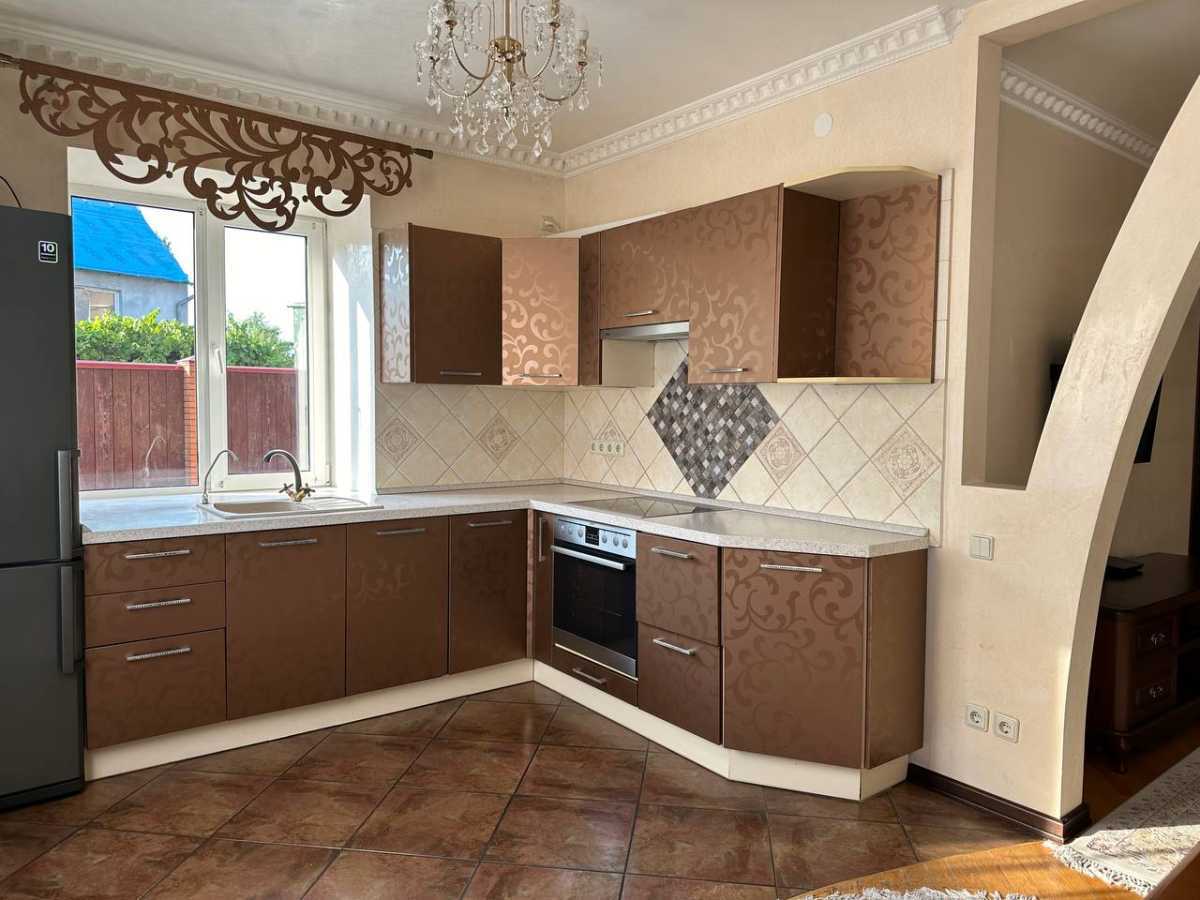 Продажа дома 180 м², 54-я Садовая ул.