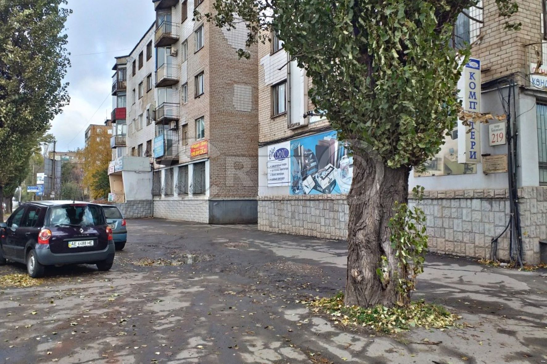 Продажа офиса 420.8 м², Кобылянского ул.
