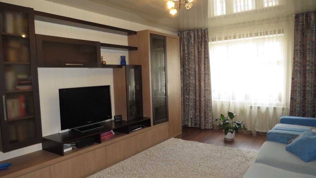Продаж 3-кімнатної квартири 93 м², Урлівська вул., 8