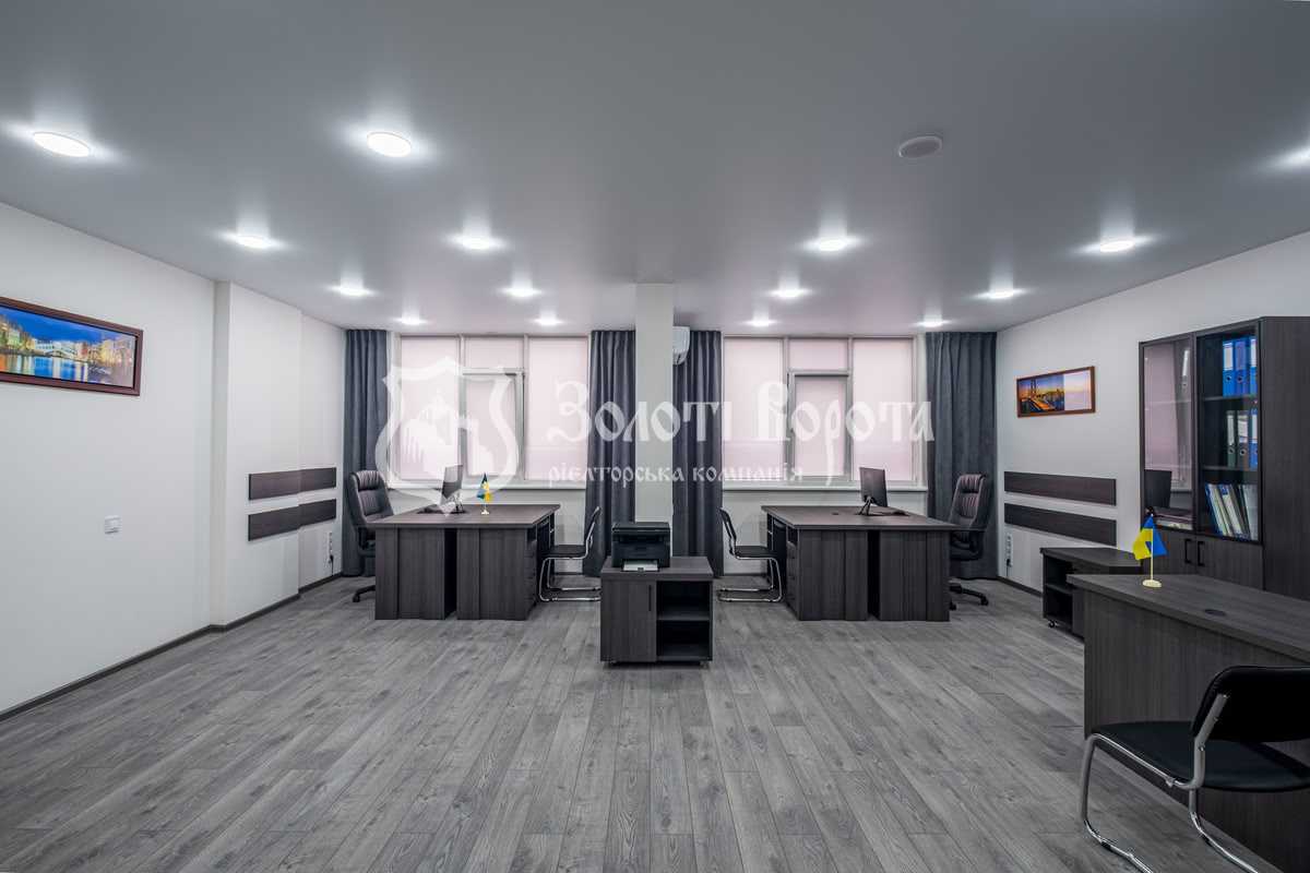 Продаж 3-кімнатної квартири 76.5 м², Любомира Гузара просп., 11