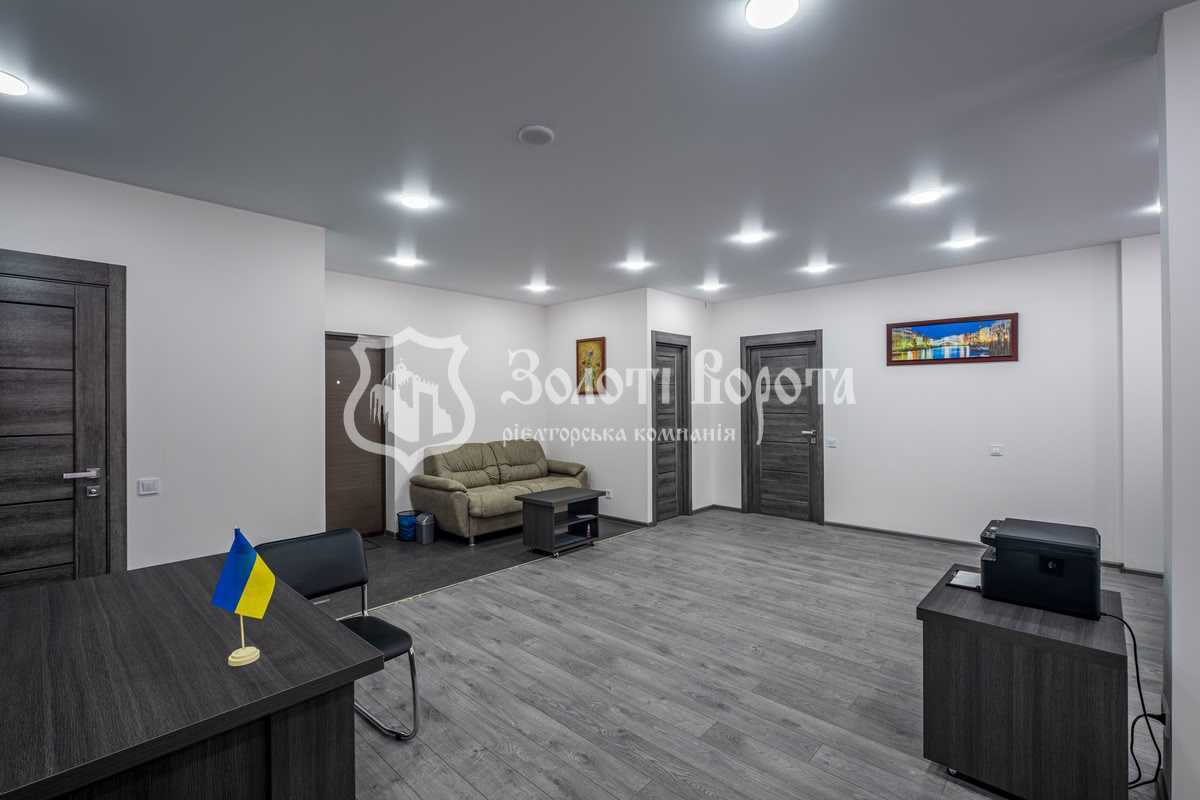 Продаж 3-кімнатної квартири 76.5 м², Любомира Гузара просп., 11