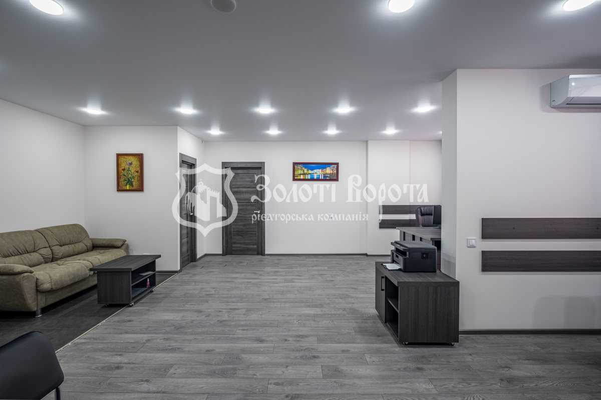 Продаж 3-кімнатної квартири 76.5 м², Любомира Гузара просп., 11