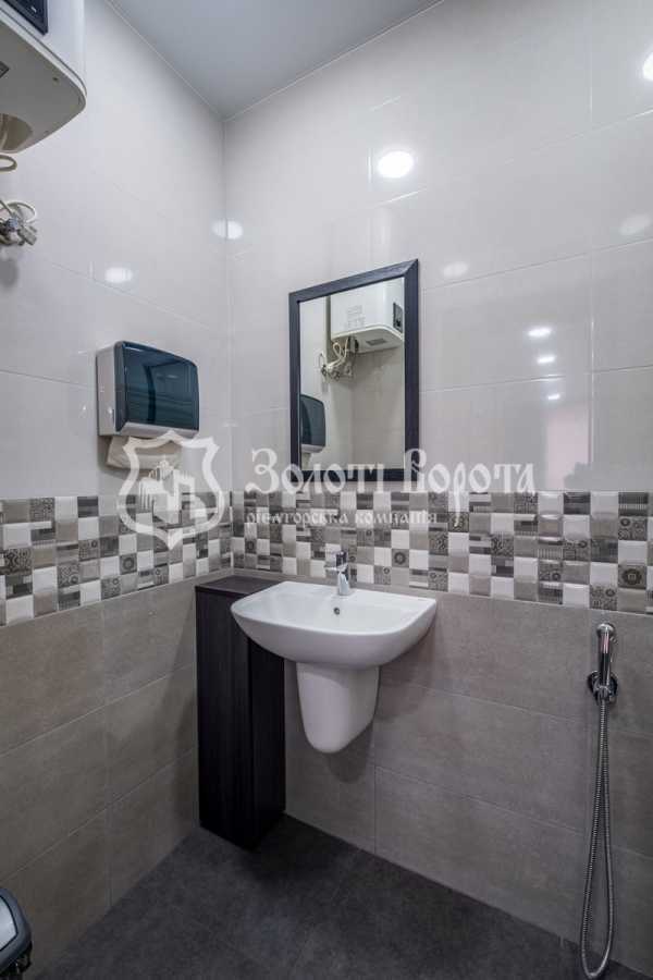 Продаж 3-кімнатної квартири 76.5 м², Любомира Гузара просп., 11