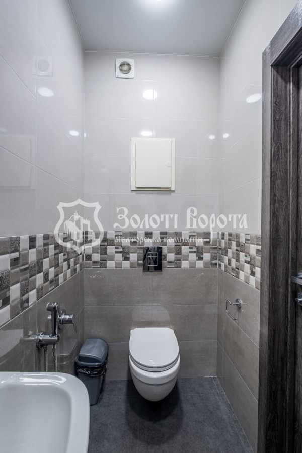 Продаж 3-кімнатної квартири 76.5 м², Любомира Гузара просп., 11