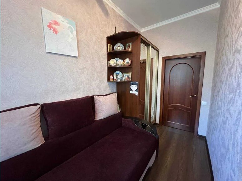 Продаж 4-кімнатної квартири 88 м², Велика Васильківська вул., 42