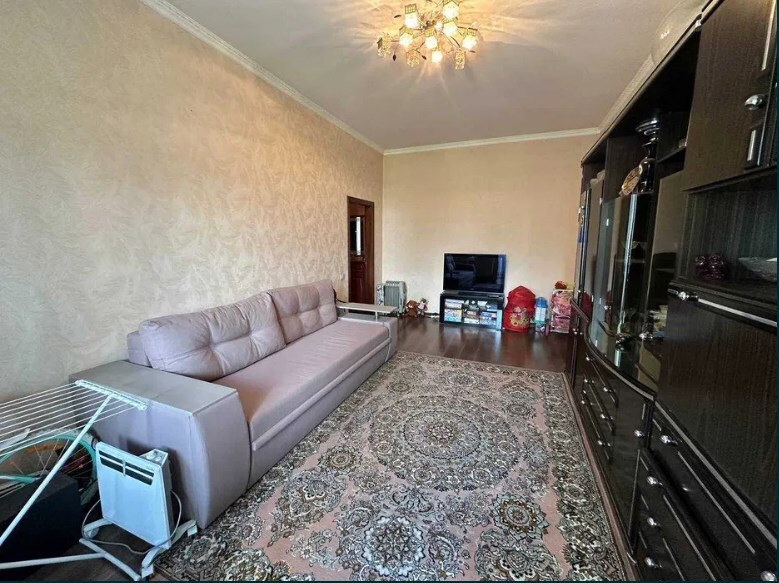 Продаж 4-кімнатної квартири 88 м², Велика Васильківська вул., 42