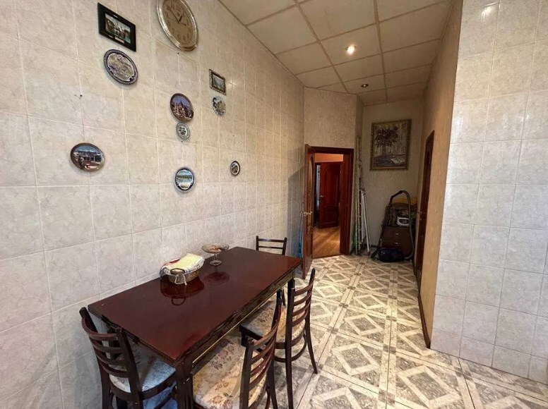 Продаж 4-кімнатної квартири 88 м², Велика Васильківська вул., 42