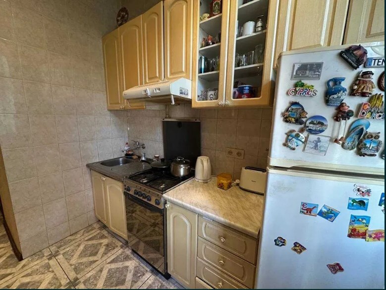Продаж 4-кімнатної квартири 88 м², Велика Васильківська вул., 42