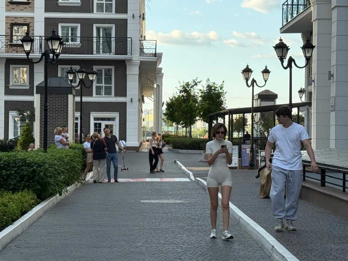 Продаж 2-кімнатної квартири 61 м², Михайла Максимовича вул., 26В