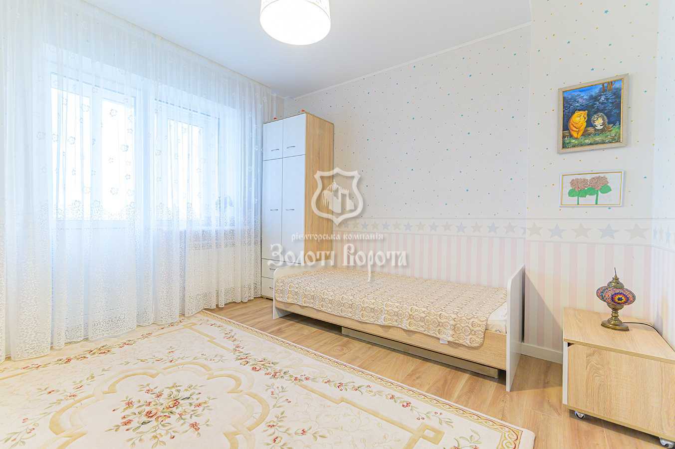 Продаж 4-кімнатної квартири 130 м², Михайла Донця вул., Котельникова, 33