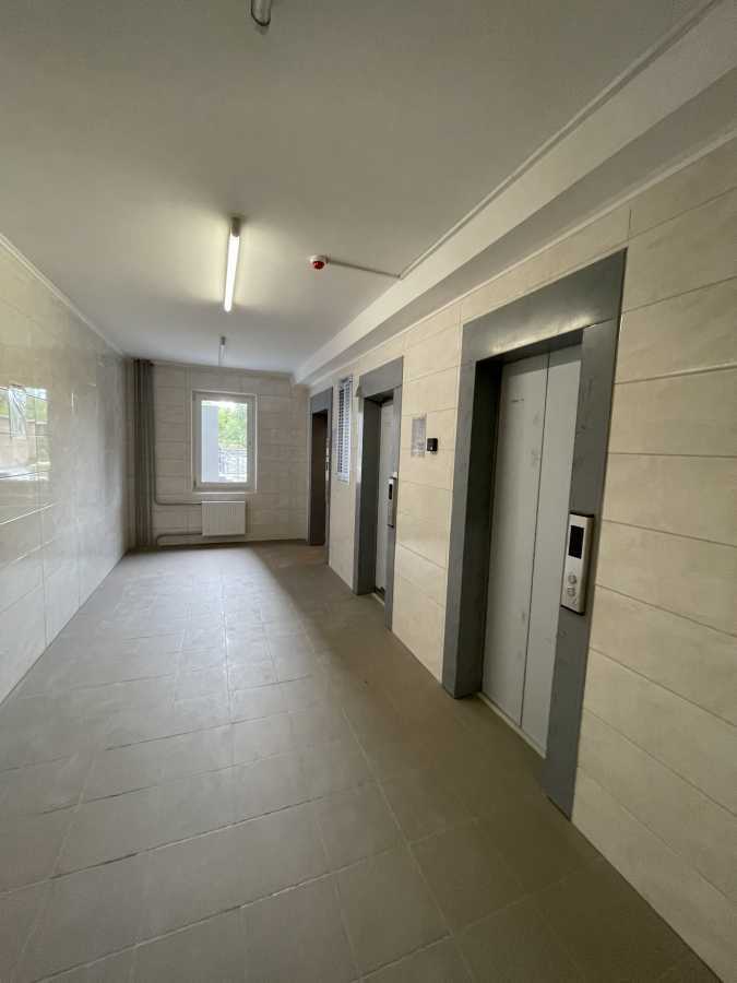 Продажа 1-комнатной квартиры 60 м², Коноплянская ул., 22б