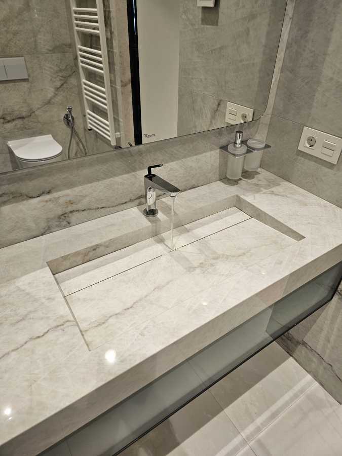 Продажа 4-комнатной квартиры 190 м², Михаила Драгомирова ул., 18а