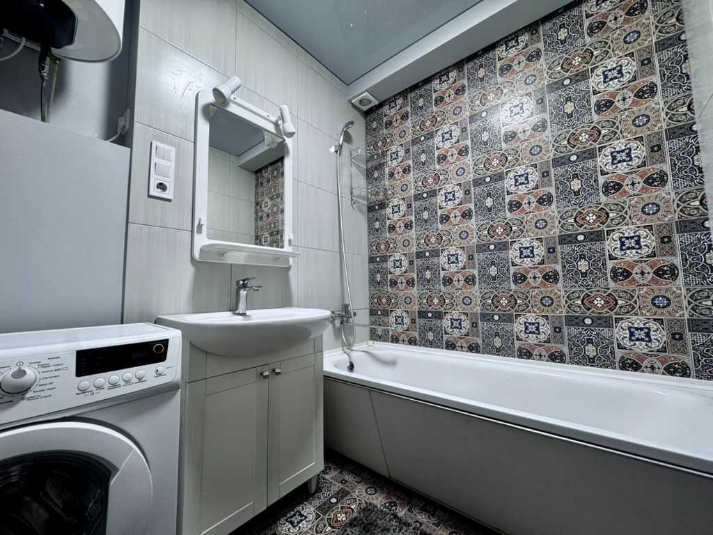 Продаж 1-кімнатної квартири 49 м², Ясинуватський пров.