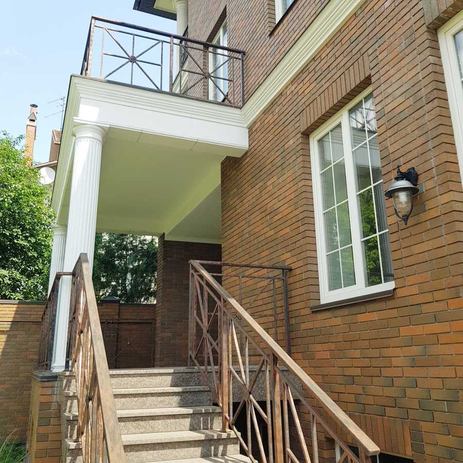 Продажа дома 555 м², Зверинецкая ул., 34