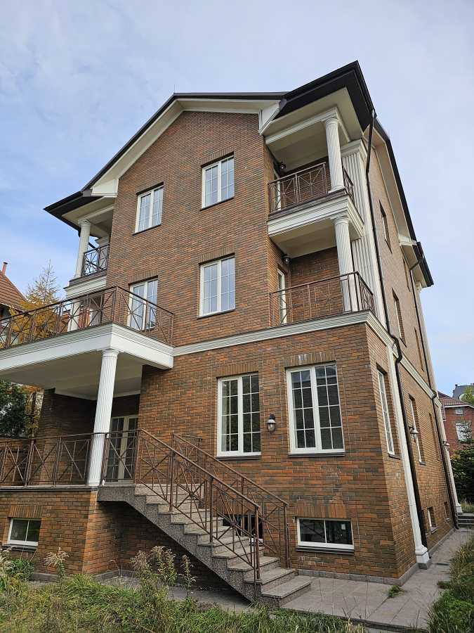 Продажа дома 555 м², Зверинецкая ул., 34