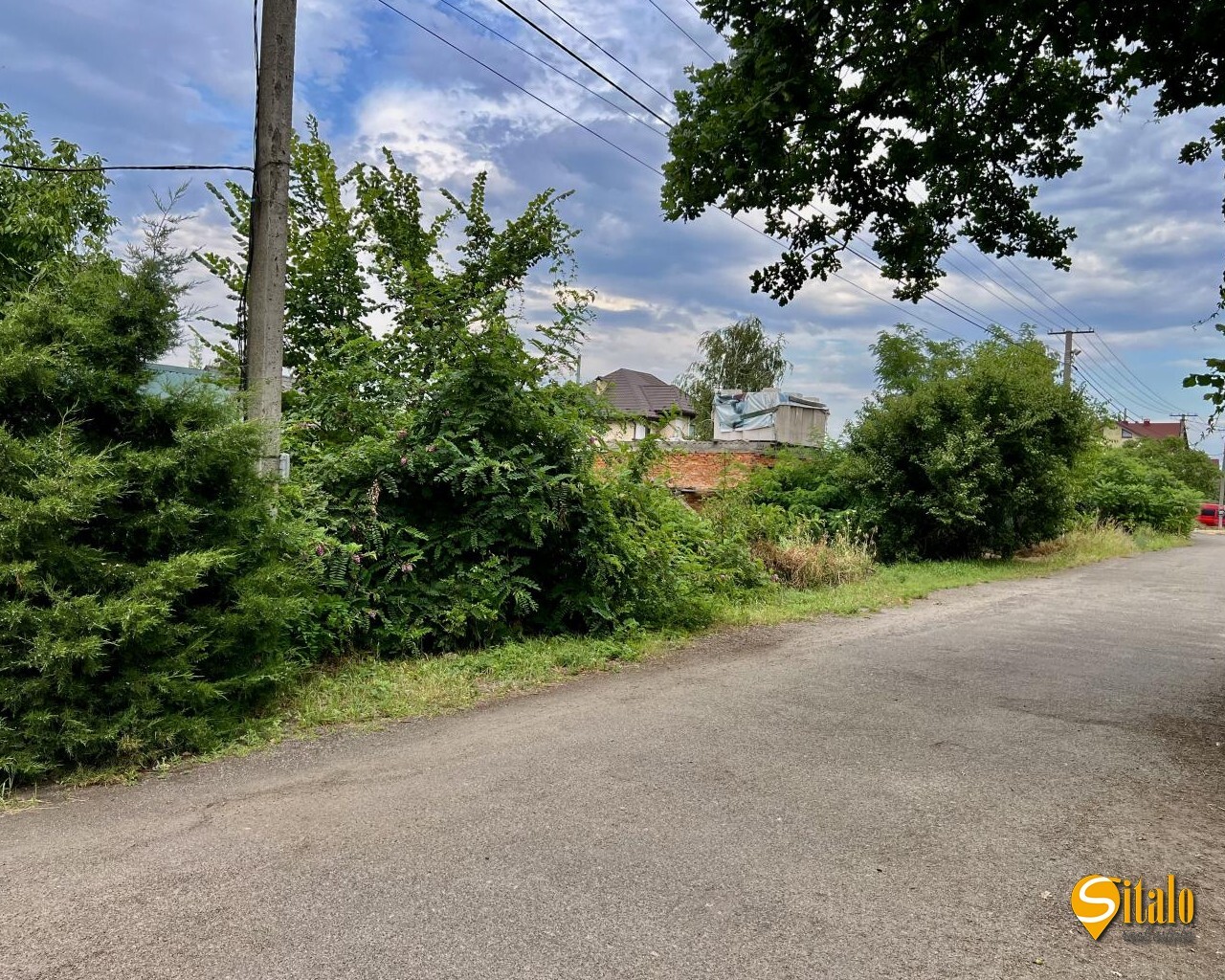 Продаж ділянки під індивідуальне житлове будівництво 10 соток, 3-я Озерна вул.
