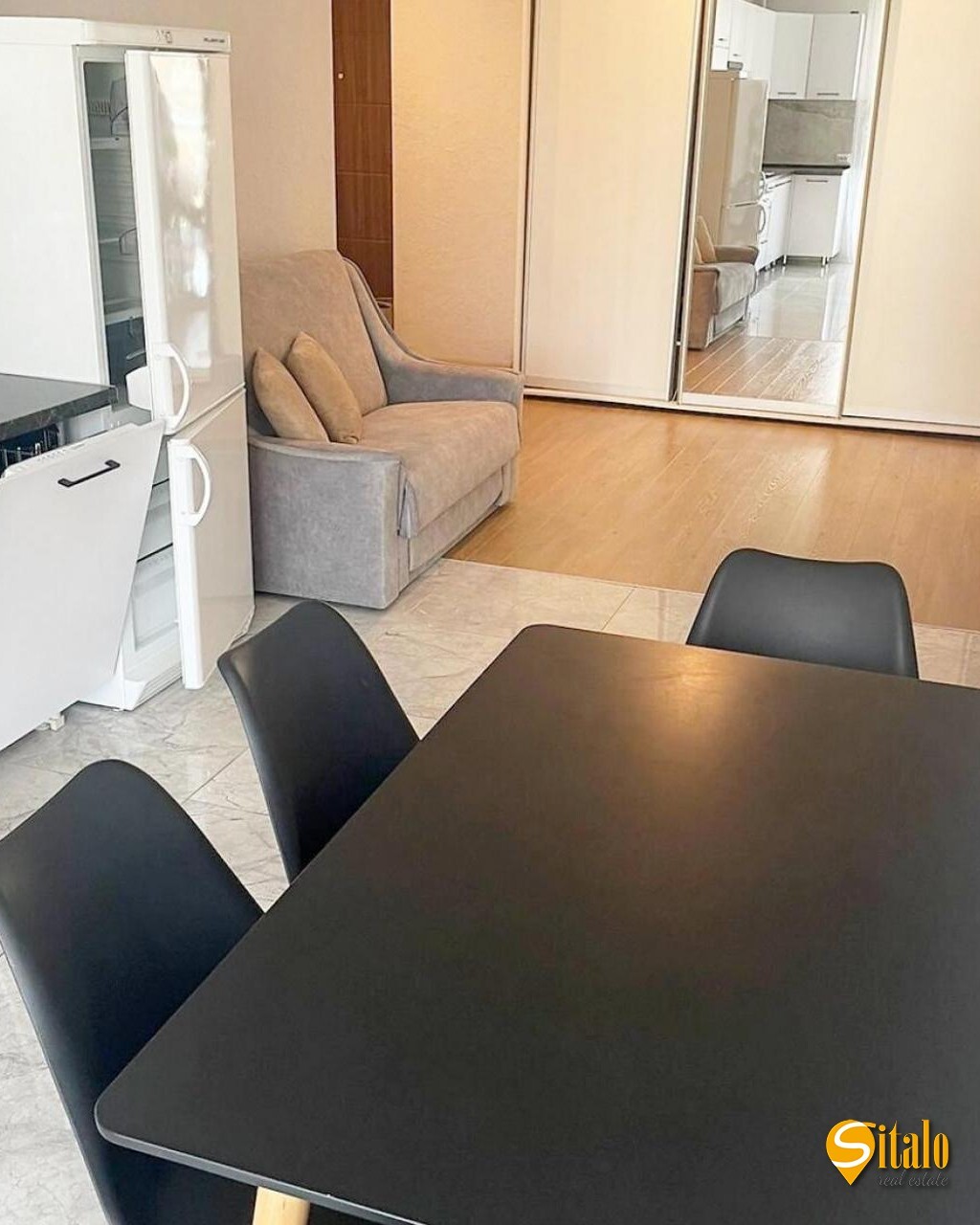 Продаж 1-кімнатної квартири 51.8 м², Сергія Данченка вул., 18А