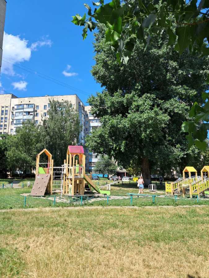 Продаж 1-кімнатної квартири 35 м², Симиренка вул., 20А