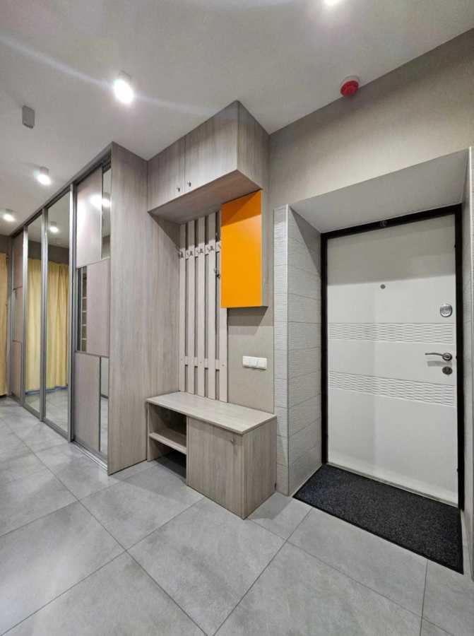 Продажа 2-комнатной квартиры 64 м², Чубинского ул., 4