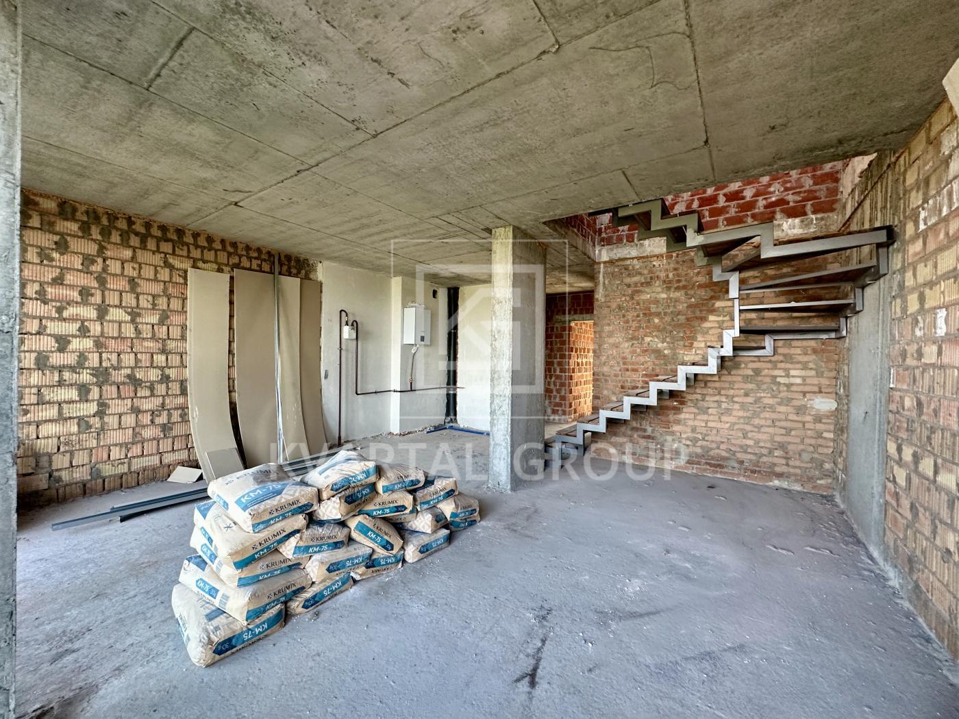 Продажа 2-уровневой квартиры 121 м², Василя Стуса