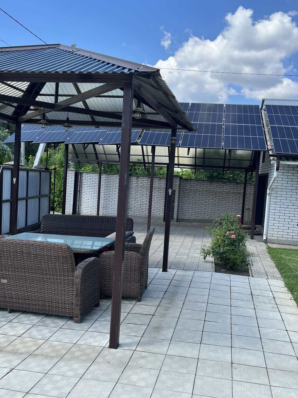 Продаж будинку 280 м², Жертв Революції вул.