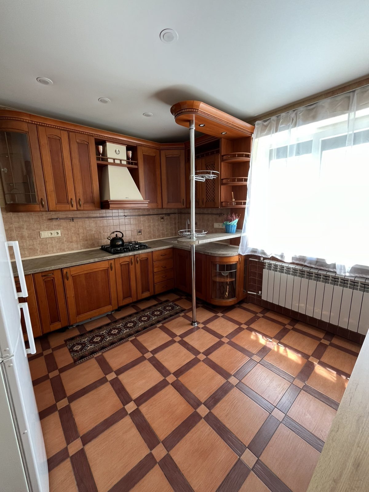 Продаж будинку 280 м², Жертв Революції вул.