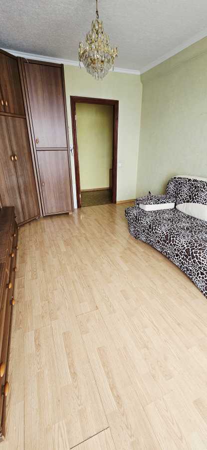 Продаж 3-кімнатної квартири 65 м², Маршала Малиновського вул., 32