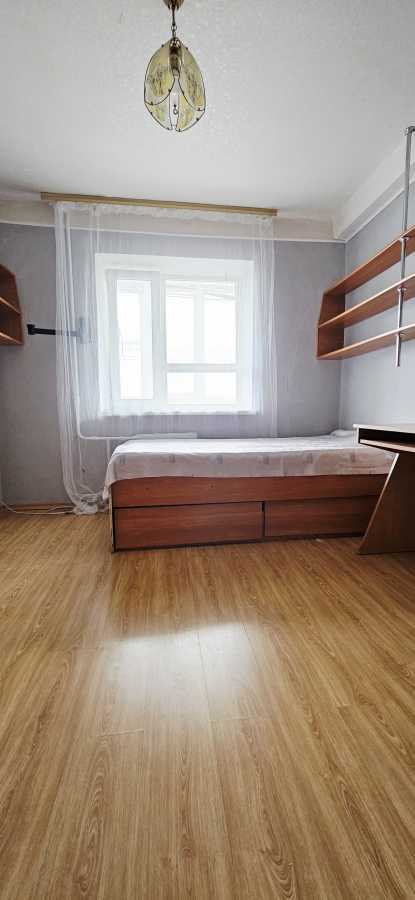 Продаж 3-кімнатної квартири 65 м², Маршала Малиновського вул., 32
