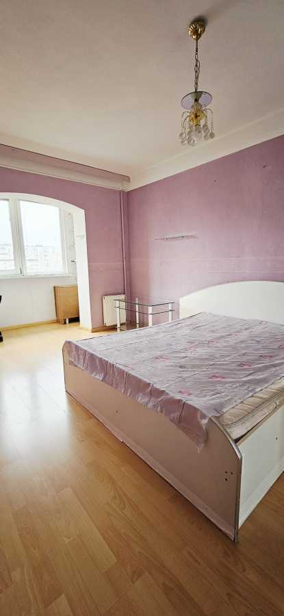 Продаж 3-кімнатної квартири 65 м², Маршала Малиновського вул., 32