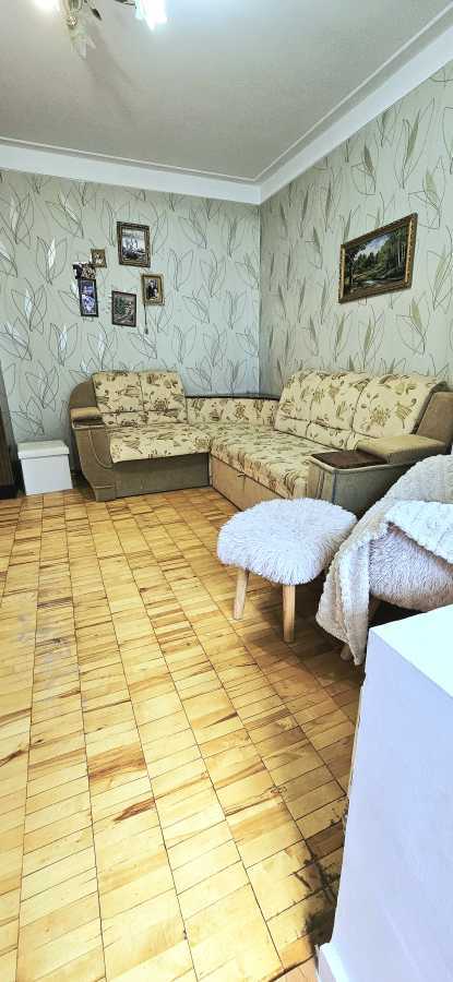 Продажа 2-комнатной квартиры 58.5 м², Героев Космоса ул., 11