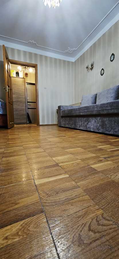 Продажа 2-комнатной квартиры 58.5 м², Героев Космоса ул., 11