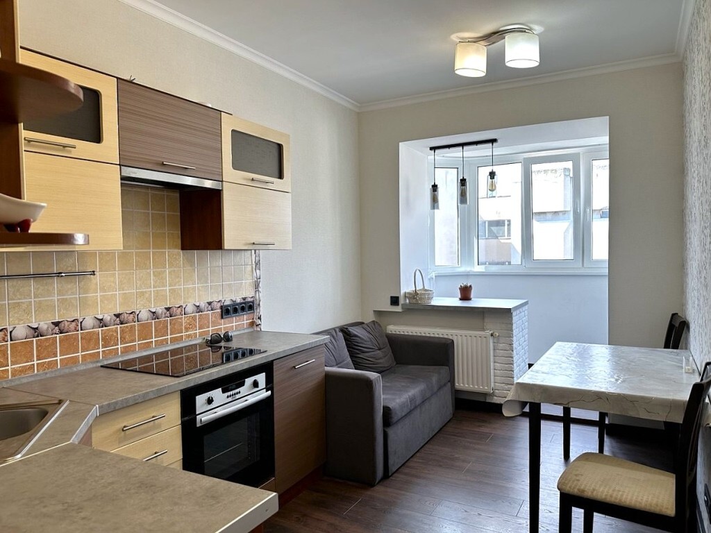 Аренда 1-комнатной квартиры 42 м², Дюковская ул., 8