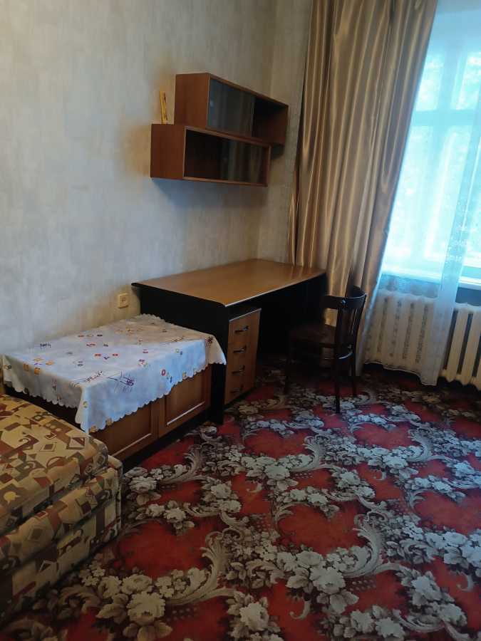 Аренда 2-комнатной квартиры 56 м², Строителей ул., 33