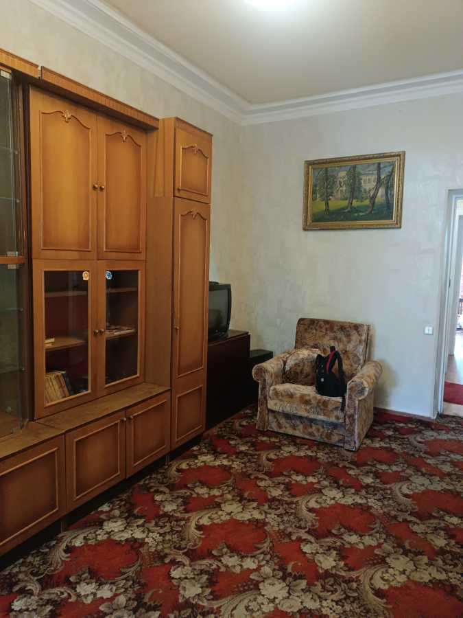 Аренда 2-комнатной квартиры 56 м², Строителей ул., 33
