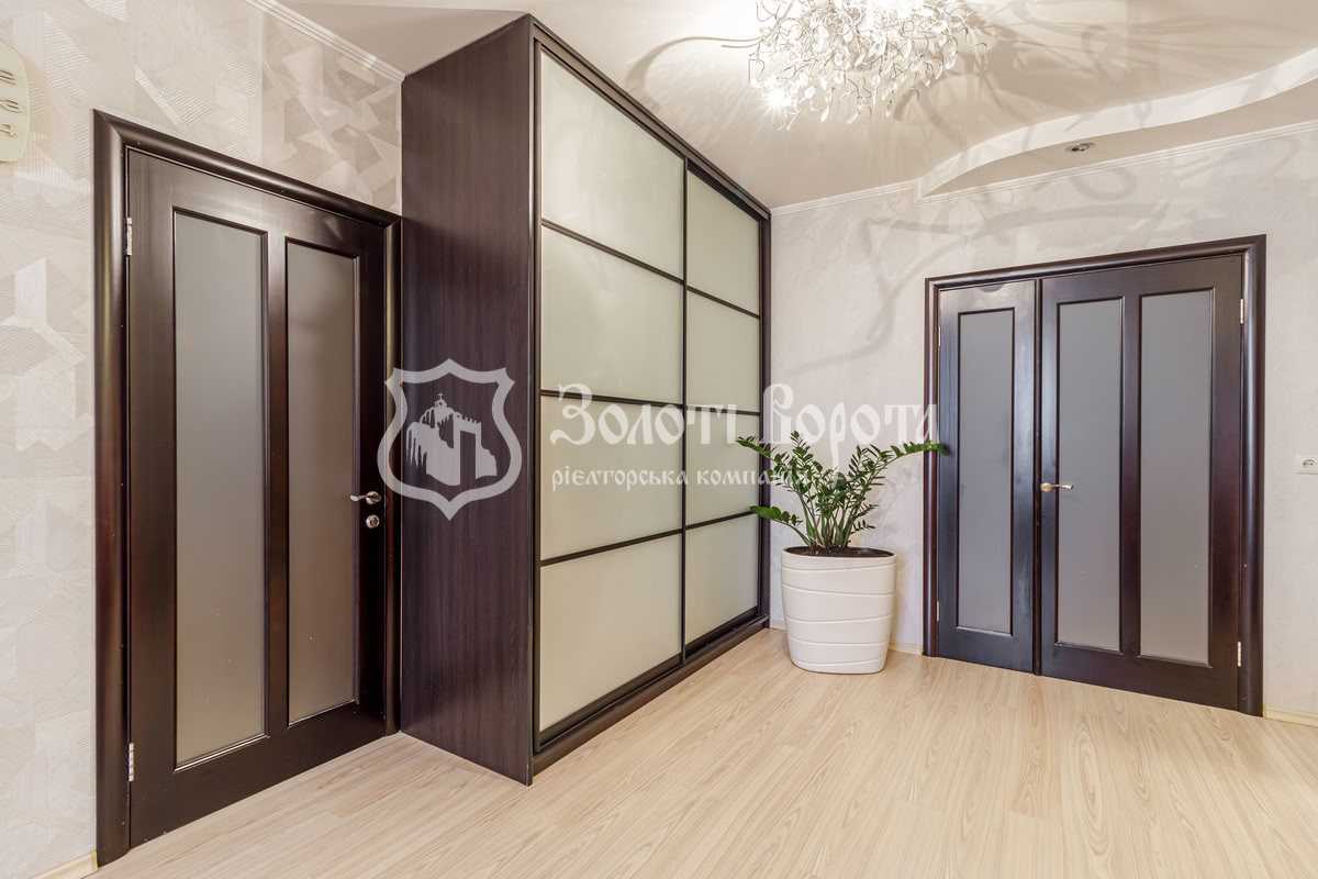 Продаж 3-кімнатної квартири 88 м², Маршала Тимошенка вул., 15Г