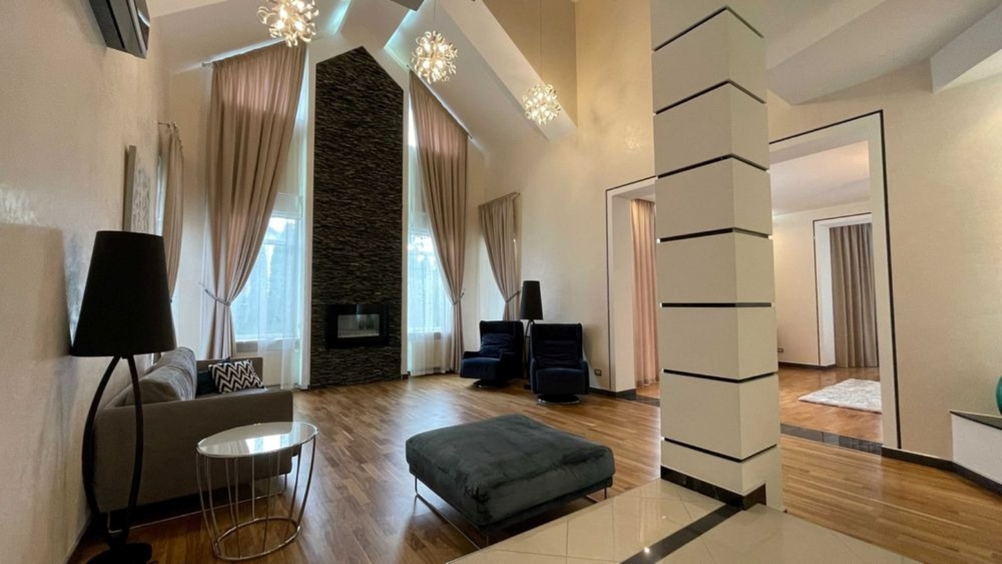 Продажа коттеджа 400 м²