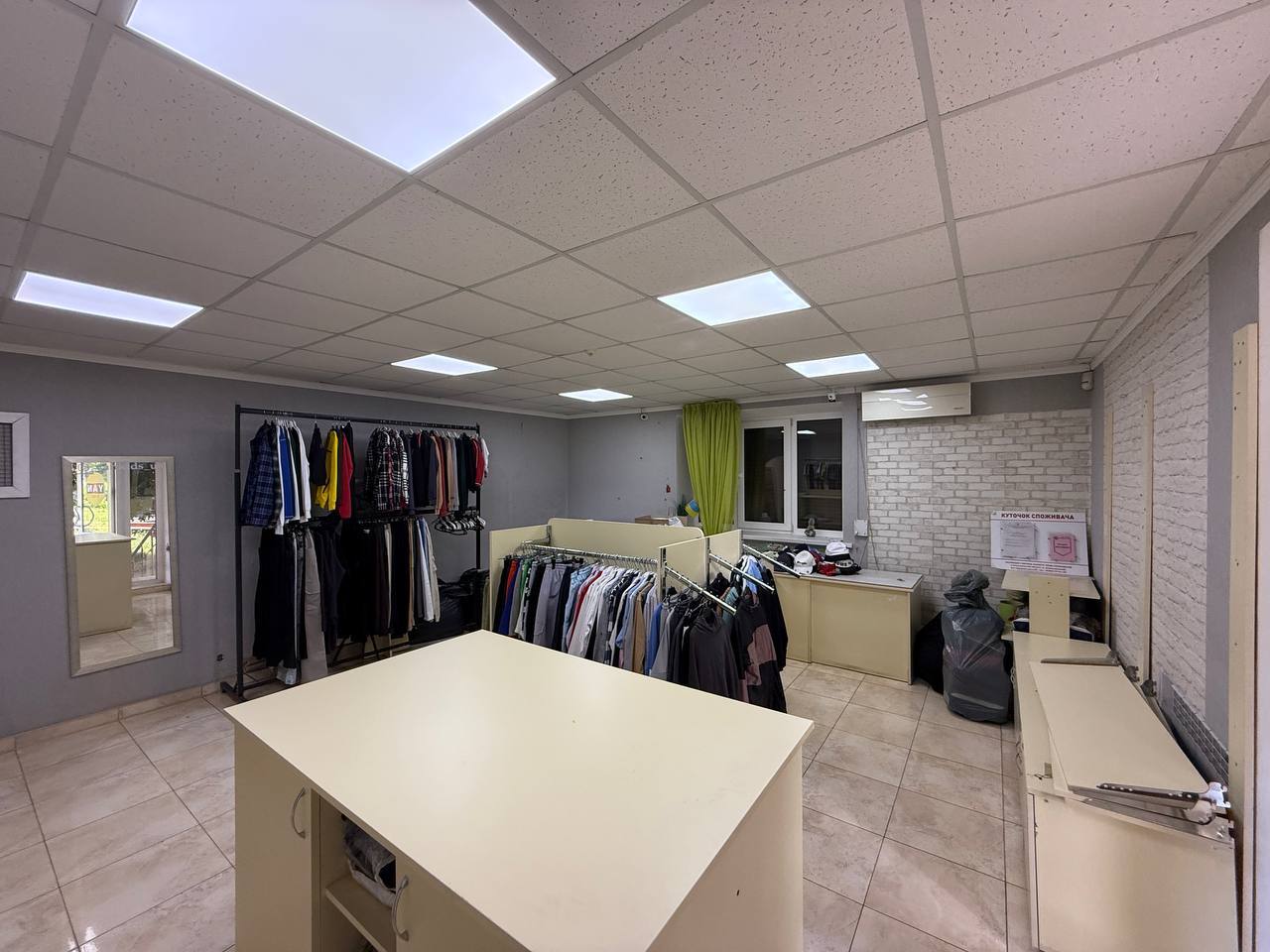 Оренда комерції 44.8 м², Свободи вул., 47