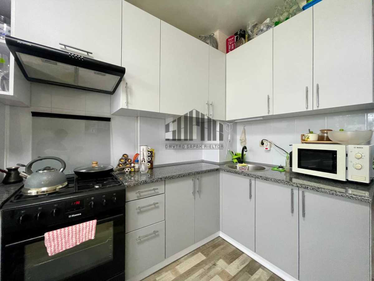 Продаж 1-кімнатної квартири 41 м², Київська вул., 128