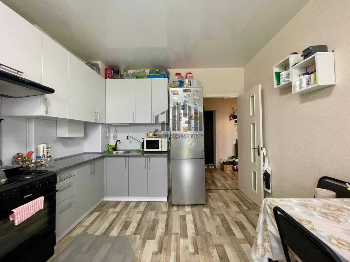 Продаж 1-кімнатної квартири 41 м², Київська вул., 128
