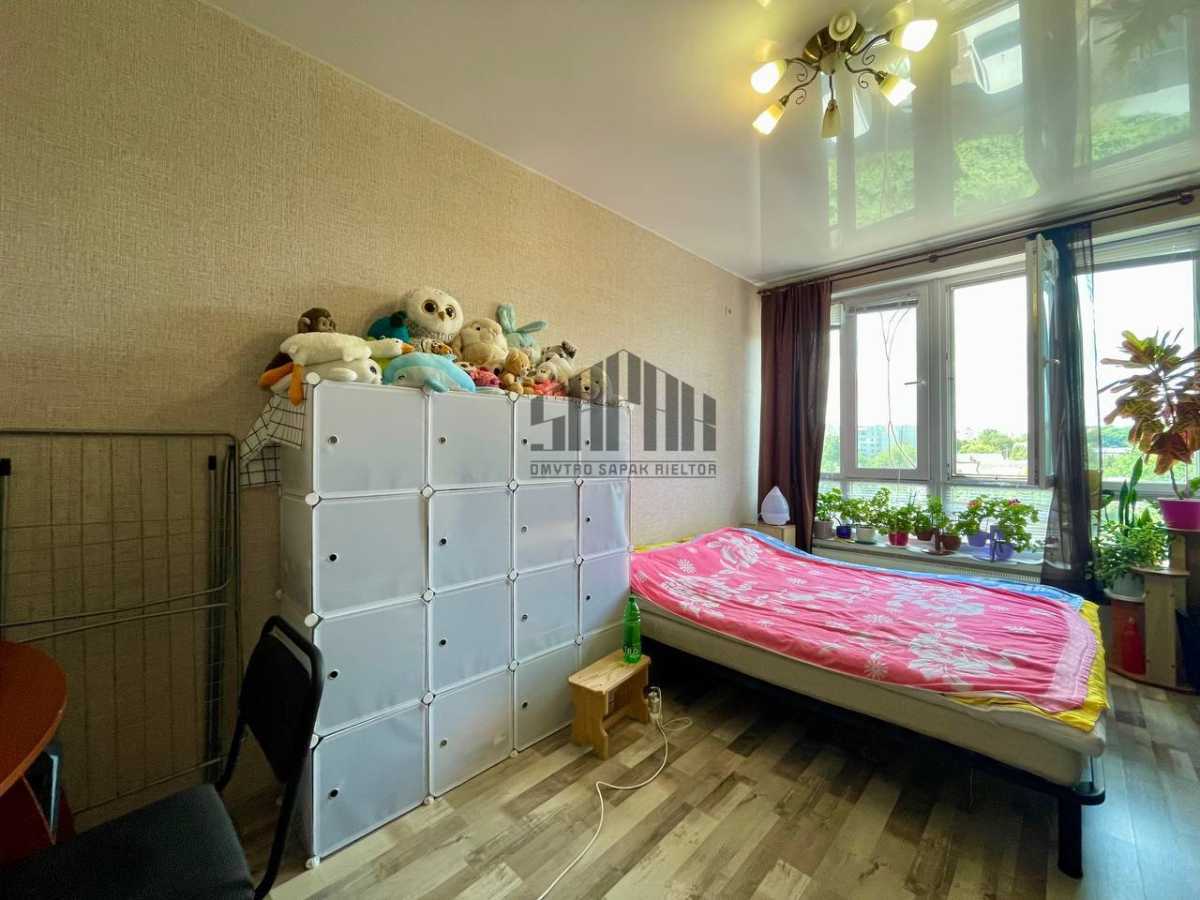 Продаж 1-кімнатної квартири 41 м², Київська вул., 128