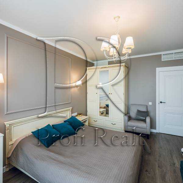 Продаж 3-кімнатної квартири 83 м², Каховська вул., 62А