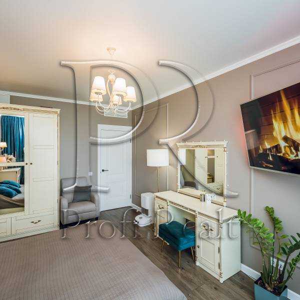 Продаж 3-кімнатної квартири 83 м², Каховська вул., 62А