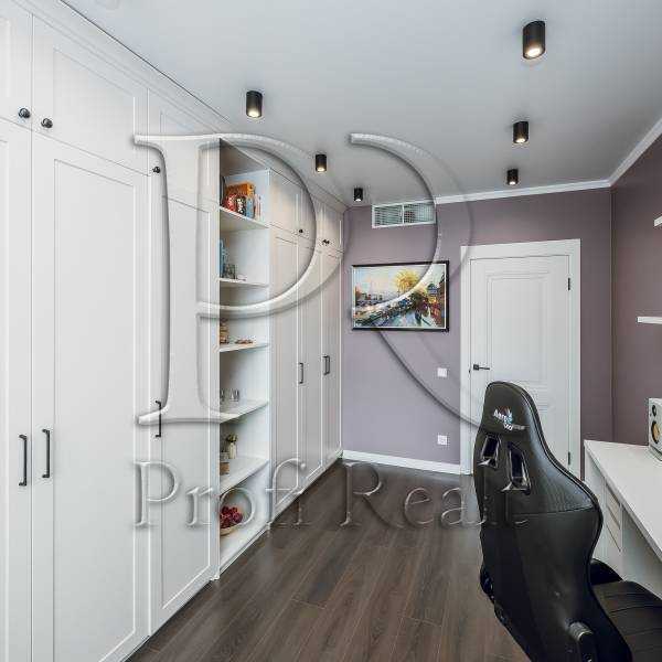Продаж 3-кімнатної квартири 83 м², Каховська вул., 62А