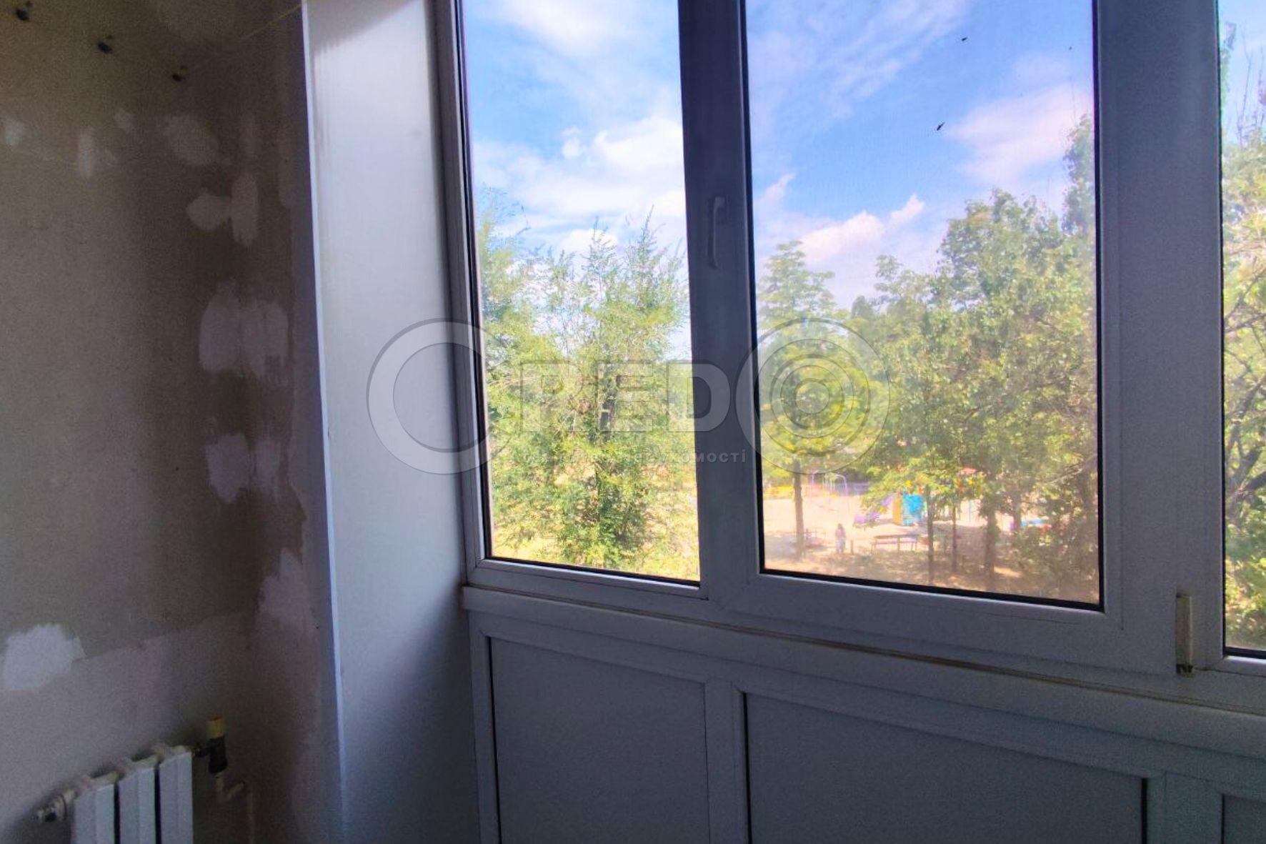 Продажа 3-комнатной квартиры 85.3 м², Світлогірська