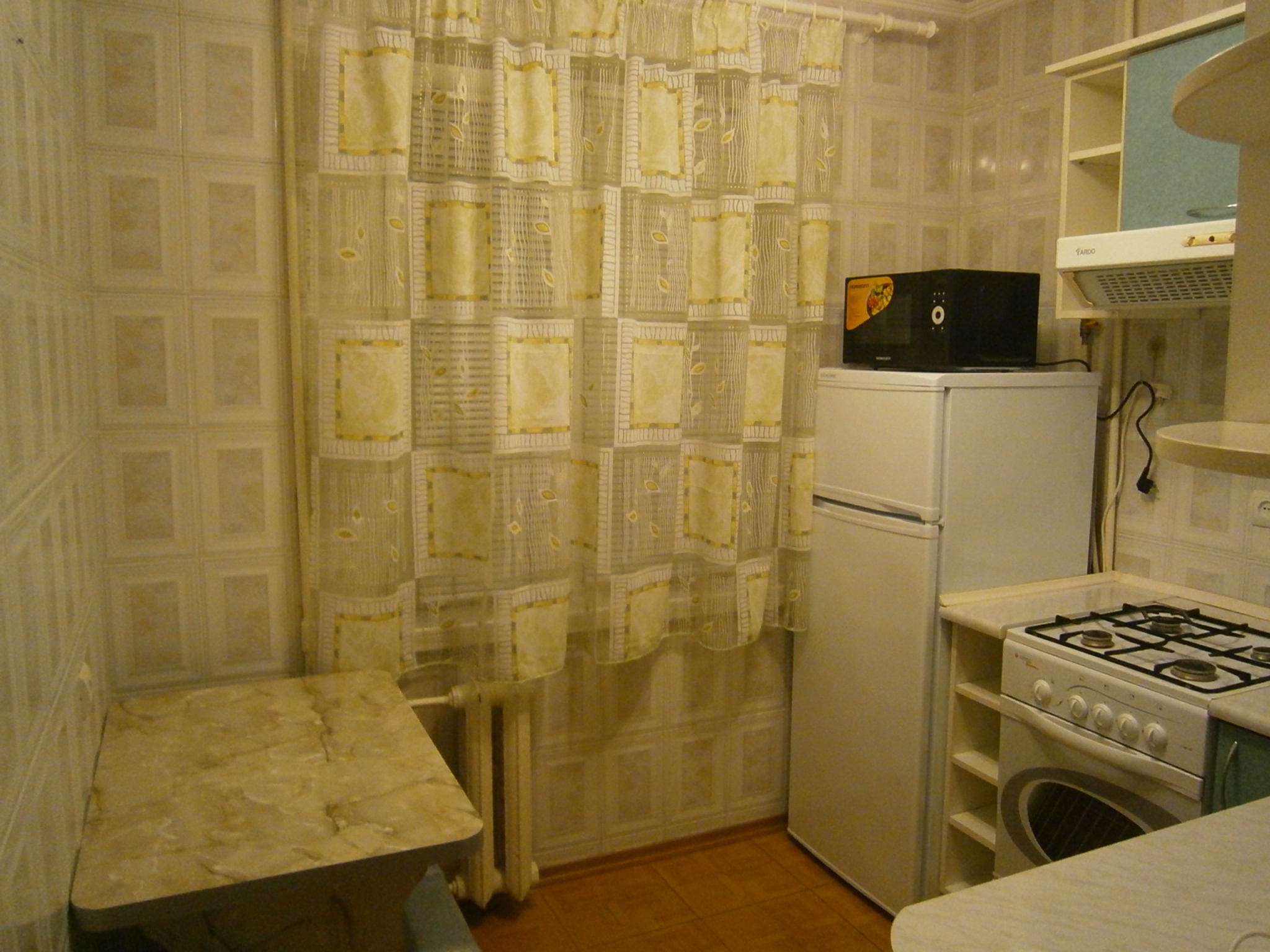Оренда 3-кімнатної квартири 60 м², Миропільська вул., 3