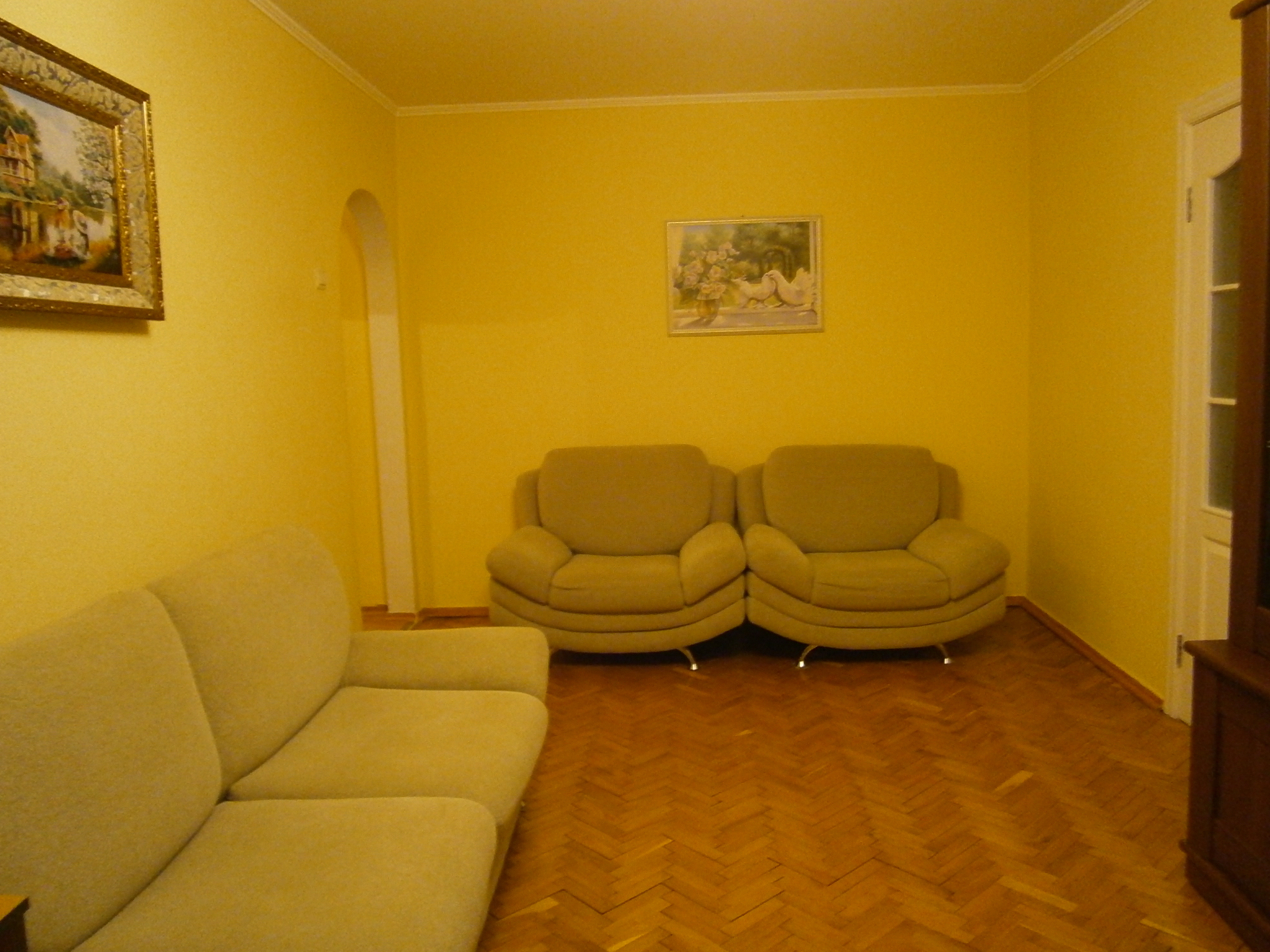 Оренда 3-кімнатної квартири 60 м², Миропільська вул., 3