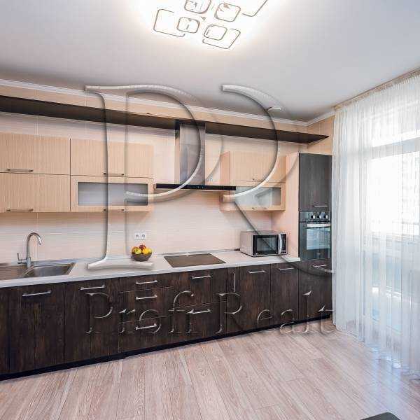 Продаж 3-кімнатної квартири 117 м², Ломоносова вул., 73-79
