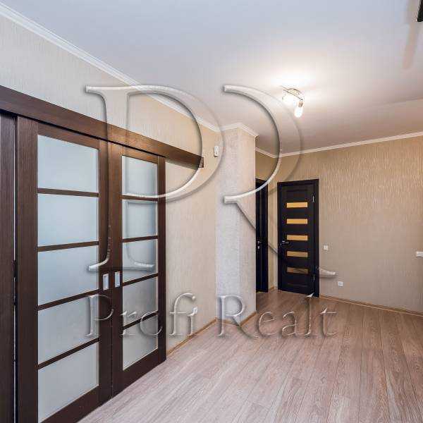 Продаж 3-кімнатної квартири 117 м², Ломоносова вул., 73-79